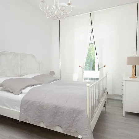 Апартаменти Stylowe W Sopocie Z Parkingiem Tylko 8 Minut Spaceru Od Morza By Renters